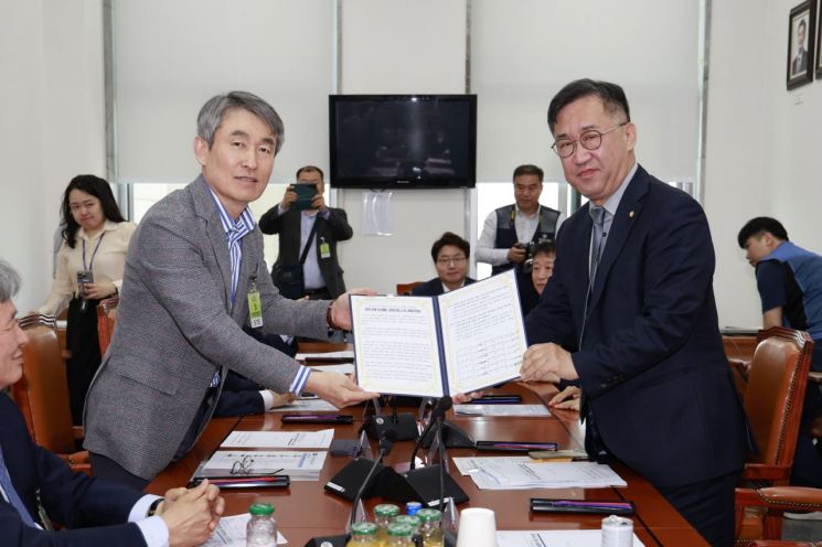 지난해 도시철도 무임손실 7228억 원...국비 지원 공동 건의