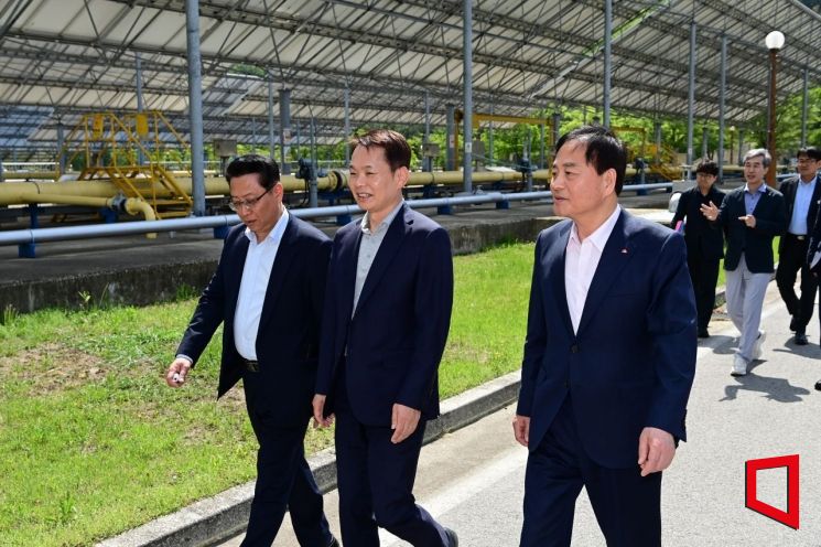 배낙호 김천시장, 환경부 차관 만나 국비 확보 '현장 세일즈' 총력