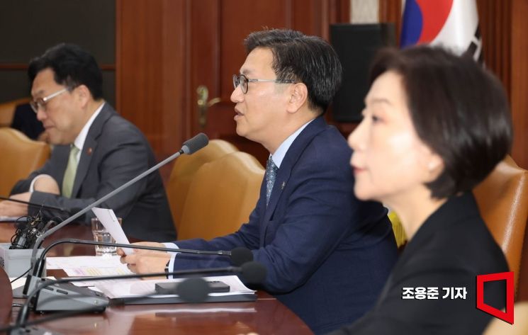 [포토] 추경예산 관련 발언하는 김범석 장관 대행