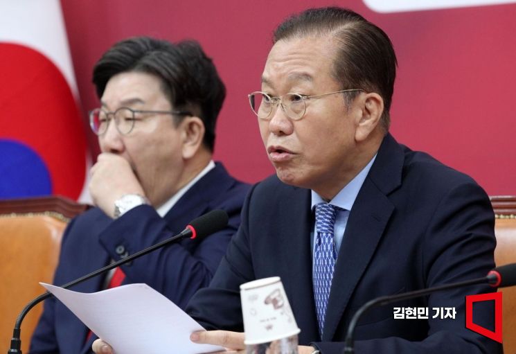 [포토] 권영세 "이틀안에 단일화 성사돼야…여론조사 예정대로 실시"
