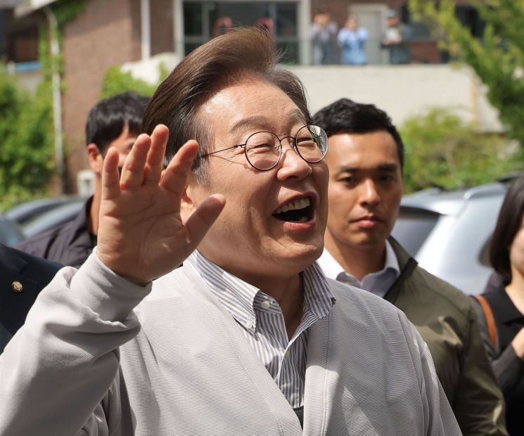 李 항공·방위·우주산업 공약 발표…"MRO 경쟁력 키울 것"
