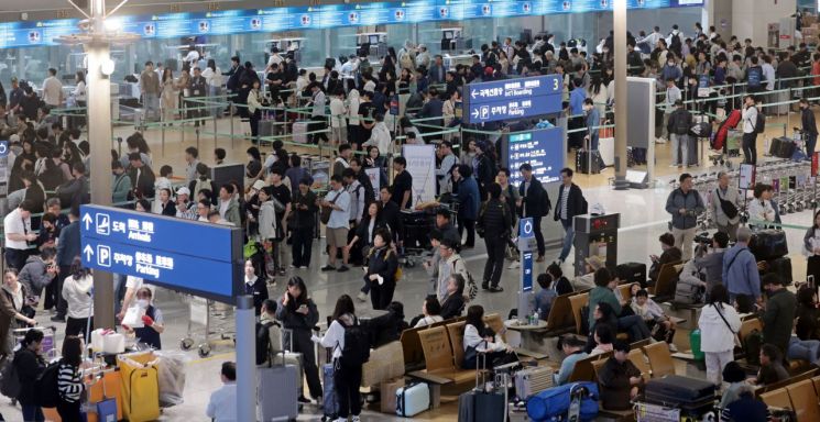 5월 황금연휴 인천공항 이용객 147만명…4명 중 1명 일본행