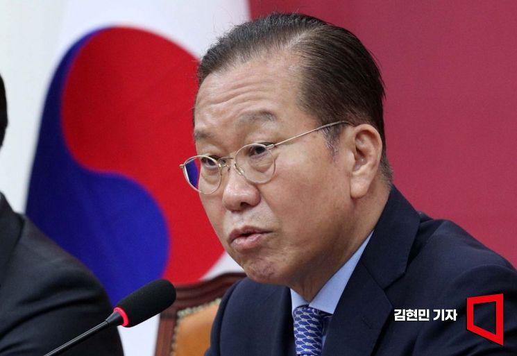 [속보]권영세 "김문수 18일까지 단일화 제안, 현실 불가능" 