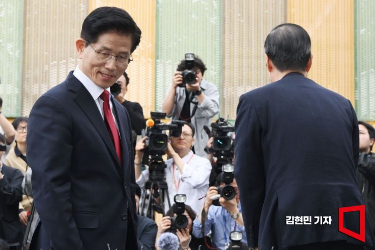 [포토] 김문수-한덕수 2차 협상, 공회전 끝 빈손