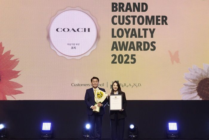 코치, 8일 ‘2025 브랜드 고객충성도 대상’ 여성 가방 부문 1위 수상 영예