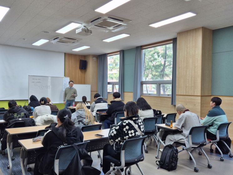 양산시 학교 밖 청소년지원센터, 올해 제1회 검정고시 합격자 54명 쾌거