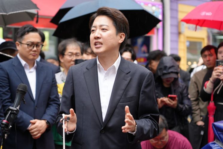 이준석 "이재명보다 나은 실적 보여줄 수 있어…젊고 과학기술 이해도 높아"
