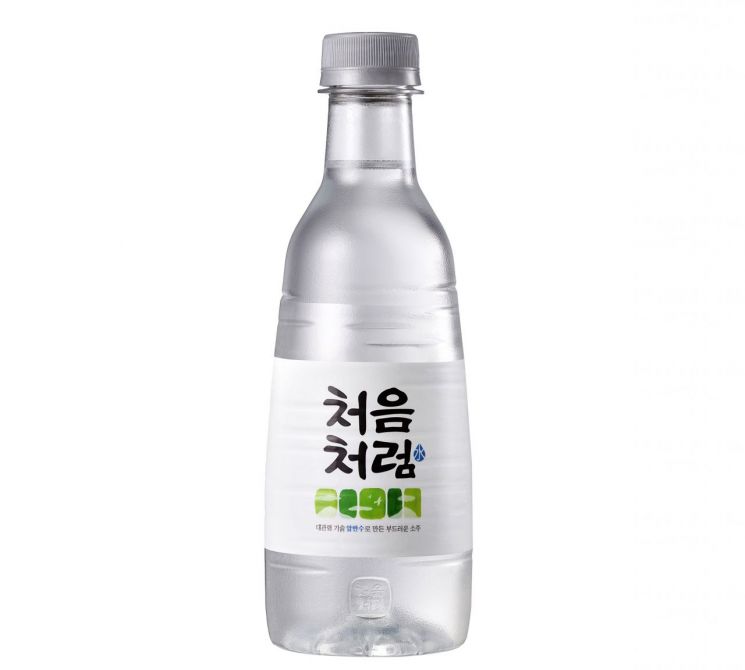 "가볍고 가격도 착해"…롯데칠성, '처음처럼' 페트병 출시