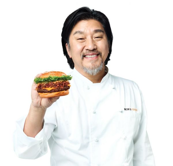 '에드워드 리' 버거 200만개 판매 돌파…맘스터치, 가맹점 매출 30%↑