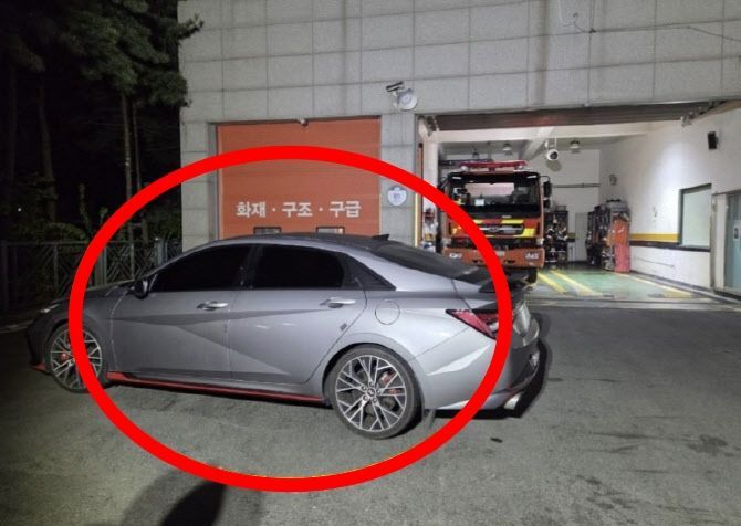 유튜버 쫓아오자 소방서에 차 두고 떠난 남성, 음주운전 시인