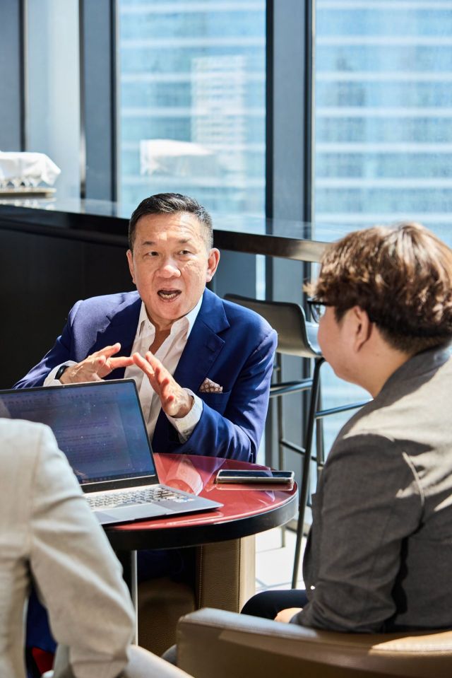 아이보 림 셀리서치 연구소장이 12일 서울 강남구의 한 호텔에서 기자와 만나 인터뷰하고 있다.