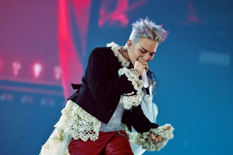 가수 지드래곤(G-DRAGON)은 지난 10일과 11일 양일간 일본 도쿄돔에서 월드투어 ‘G-DRAGON 2025 WORLD TOUR [bermensch] (G-DRAGON 월드투어 ‘위버맨쉬’)’를 개최했다. 갤럭시코퍼레이션