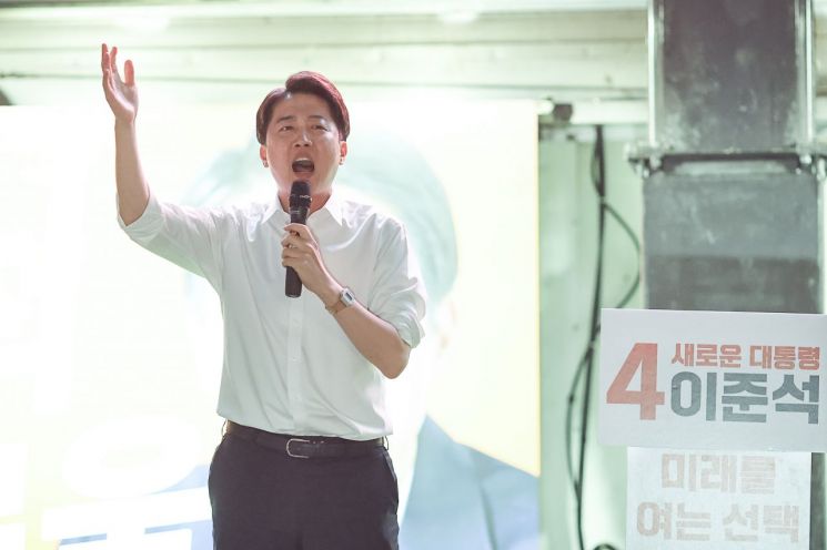 이준석 "국힘과 빅텐트, 구시대 전략…김용태, 제 성격 알아 연락 안할 것"