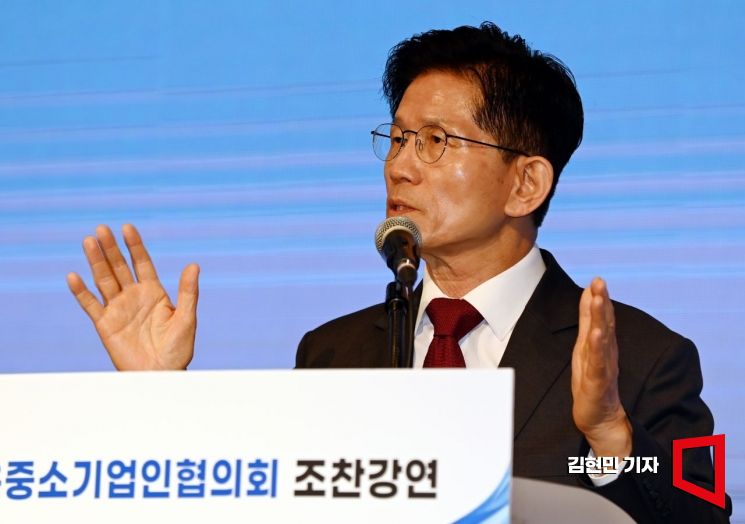 [포토] 김문수 "중소기업 대통령 될 것…노란봉투법 헌법 위배"