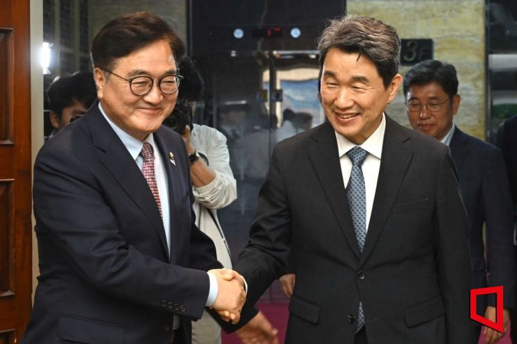 [포토] 우원식 국회의장, 이주호 대통령 권한대행 접견