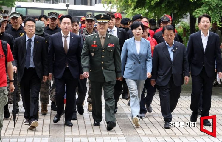 [포토] 항소심 2차 공판준비기일 출석하는 박정훈 대령