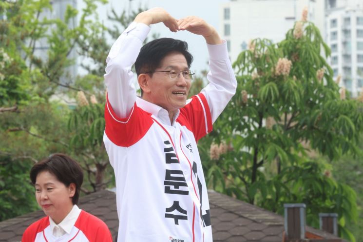 "결단없으면 승리도 없어"…한동훈, '尹 부부 절연 데드라인' 제시