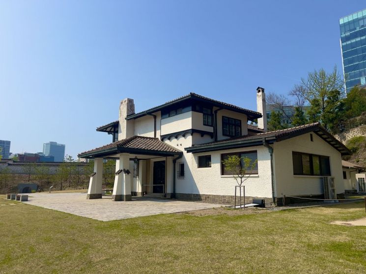 K-헤리티지 국제센터, 옛 조선저축은행 사택으로 이전