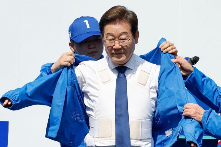 특수 쌍안경·수천만원 저격 총기 관측 장비도 등장…최고로 삼엄한 대선 경호