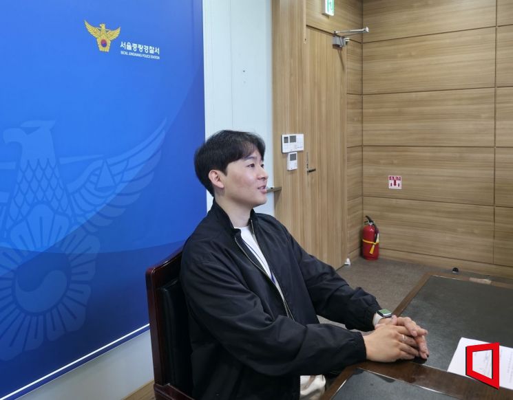 이승재 순경이 지난 16일 아시아경제와 인터뷰하고 있다. 최영찬 기자