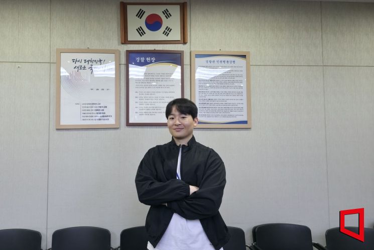 이승재 순경이 지난 16일 아시아경제와 인터뷰하고 있다. 최영찬 기자