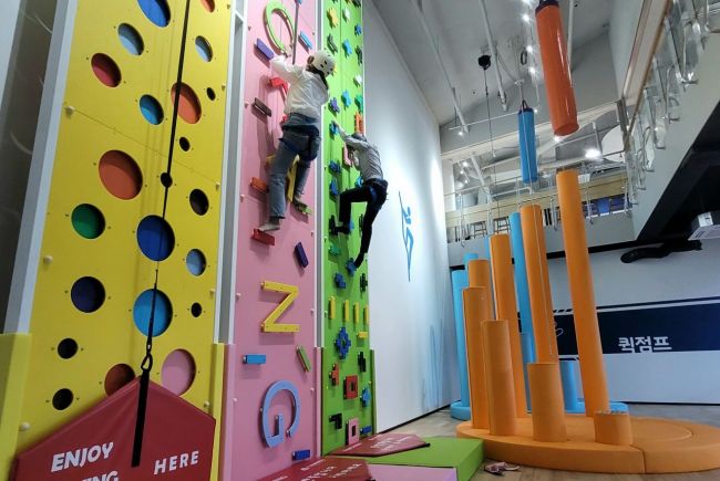 '순창발효테마파크'가 가족 단위 관광객과 어린이들의 체험 명소로 떠오르고 있다. 순창군 제공