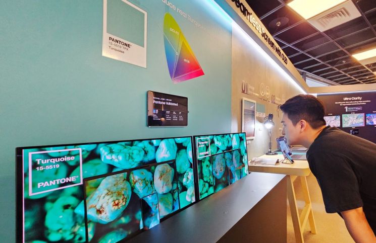 삼성디스플레이, '차세대 OLED' 대만 출격