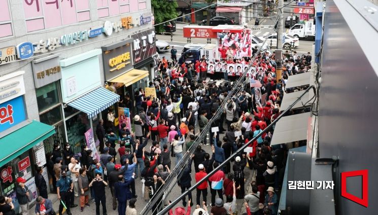 [포토] 김문수, 화곡 남부골목시장 유세