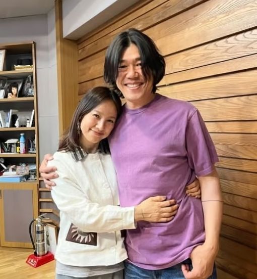 가수 이효리·이상순, 자립준비청년 위해 2억 기부