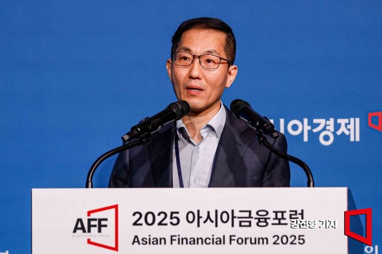 [포토] 아시아금융포럼서 특별강연하는 이동기 파트너