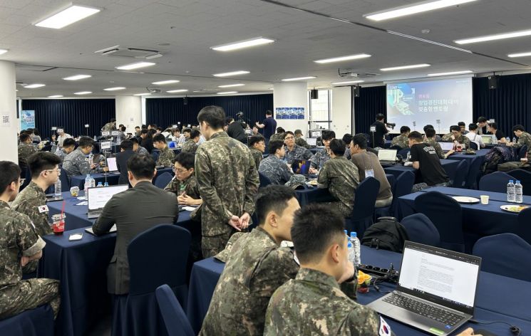 부산대-해군 손잡고 창업 항해 나선다… 청년 장병들, 스타트업 도전장