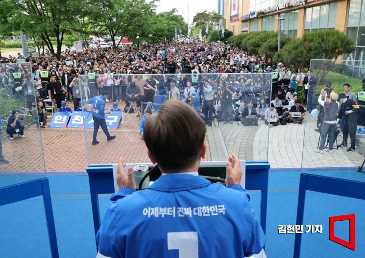 이재명 "여성가족부, 성평등가족부로 확대·개편"