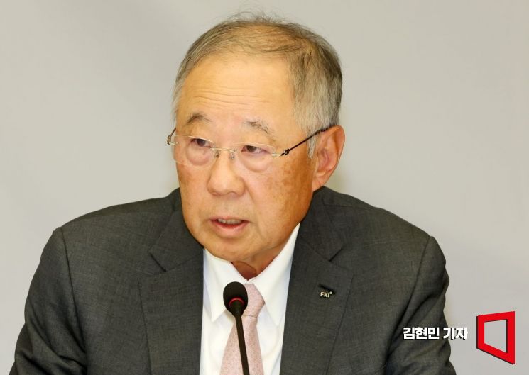 [신년사]류진 "한국경제 대전환 시대 열어야…미래전략 로드맵 제시하겠다"