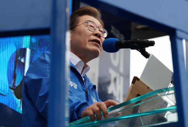 민주당 “사람 사는 세상”…노무현 뜻, 이재명이 잇는다