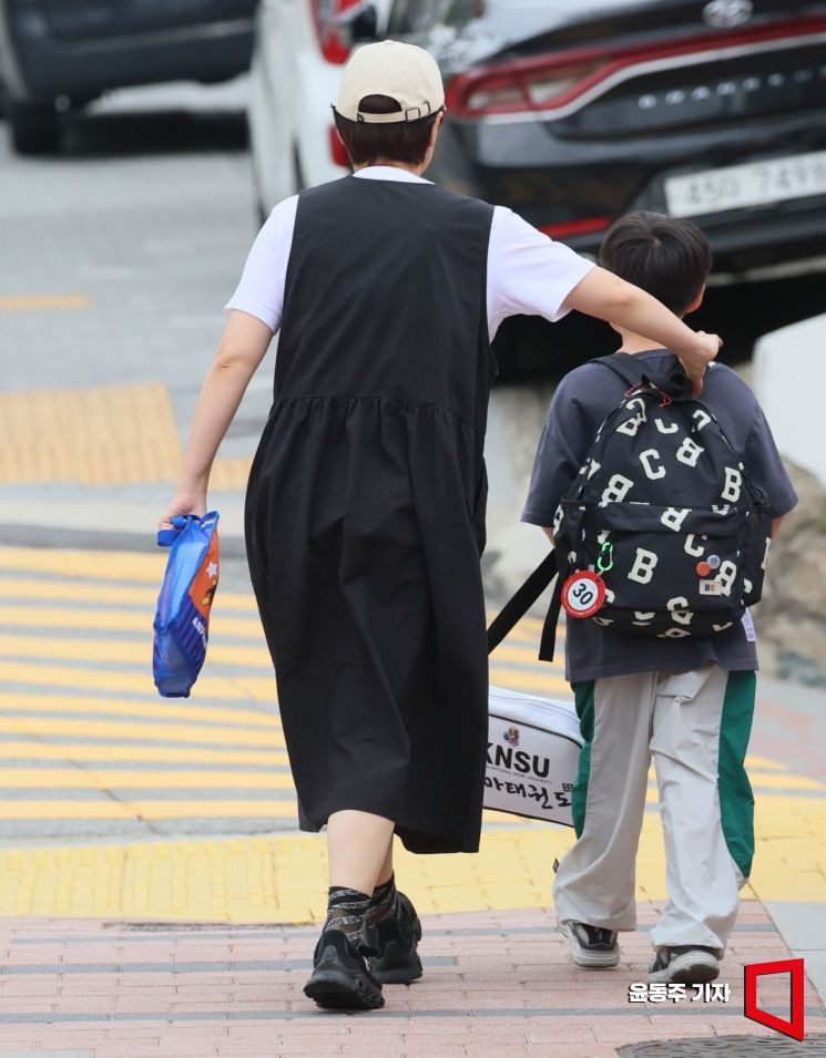 저출생 쇼크에 '텅 빈 교실'…5년간 학교 153곳 문 닫았다