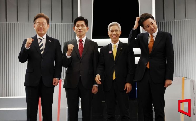 [포토] 이재명·김문수·이준석·권영국 대선후보, 2차 TV 토론
