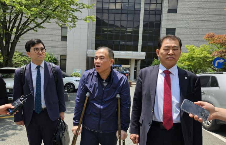 "공천 대가 아냐" … 고령군수 예비후보, 명태균 측에 현금 제공 부인