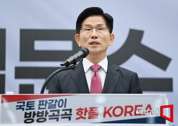 김문수 "당선되면 즉각 30조원 추경 논의…국민참여 내각 도입"