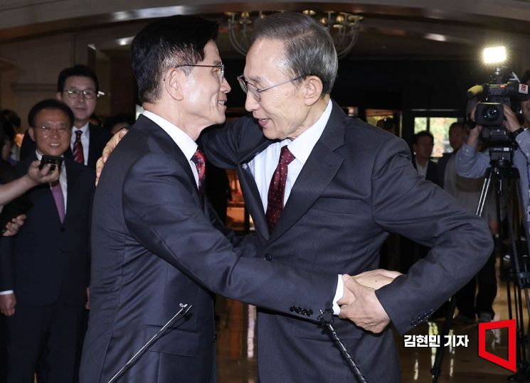 [포토] 김문수 끌어안는 이명박