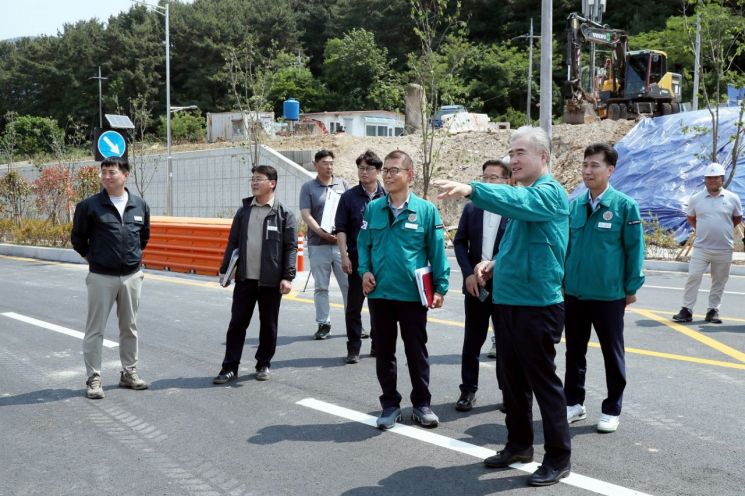 "도심 교통 혼잡 해소" … 창원특례시, 자은3지구∼풍호동 간 도로 개통 점검
