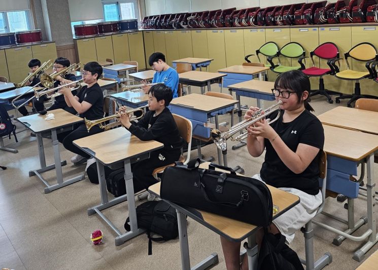 충남교육청, '잠자는 악기 깨우기 사업' 일석삼조 성과