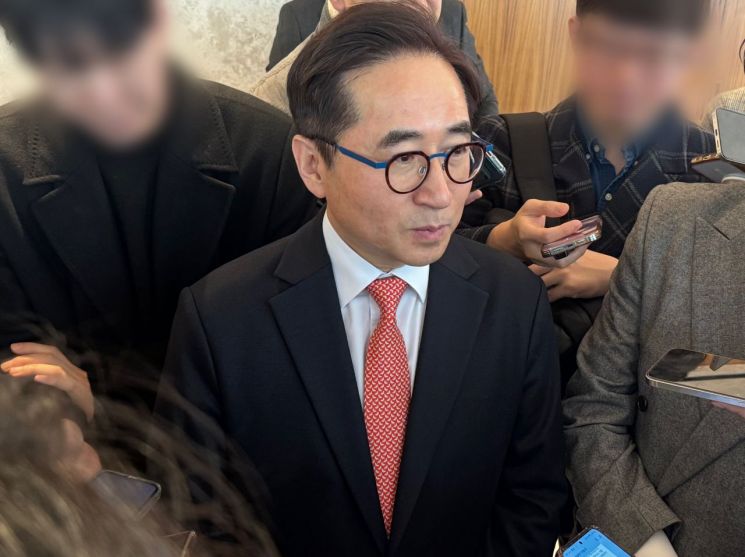 美스마트폰 관세 우려…삼성전기 장덕현 "공급망 재편 등 여러 방안 생각" 