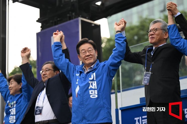 건드려서 득될 게 없다? 로키 유지한 민주당 부동산 공약
