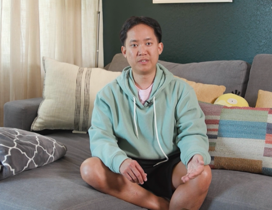 "카드 30장 돌려써서 33개국 공짜 해외여행"…'포인트 적립 귀재' 美30대  