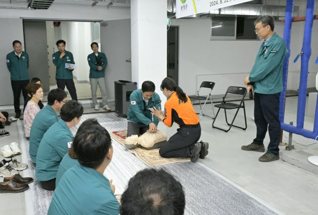 순창군이 민방위 대원들의 비상시 대응 능력과 생활안전 역량 강화를 위해 2025년도 민방위 집합 교육과 사이버 교육을 실시한다. 순창군 제공