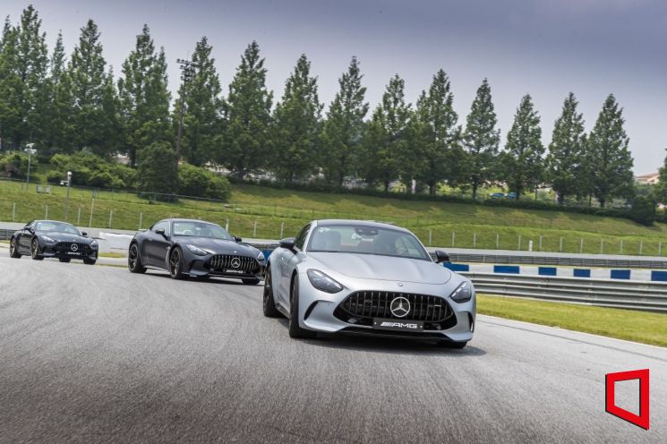 메르세데스-AMG GT 55 4Matics+. 메르세데스-벤츠코리아