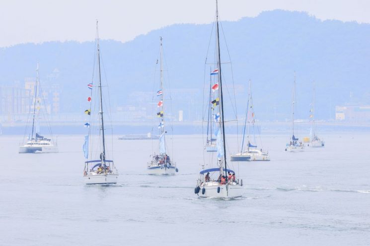 화성 뱃놀이 축제, 27만명 방문하며 성료 