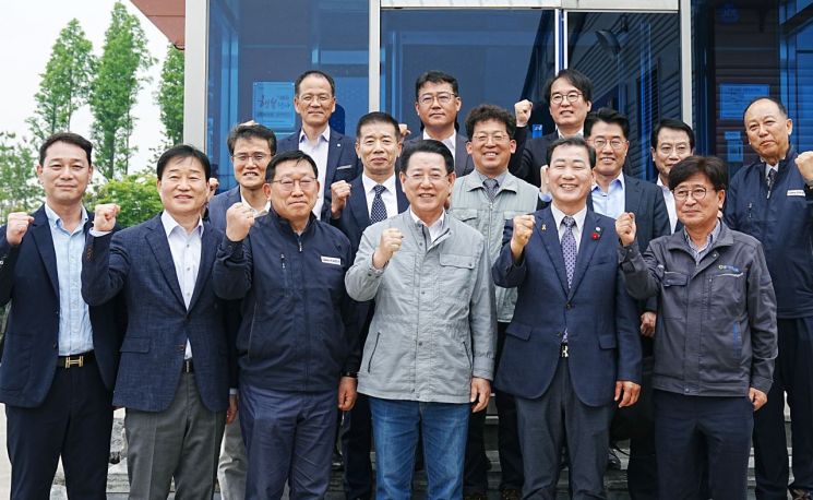 김영록 지사, 여수석유화학산업 현장 방문