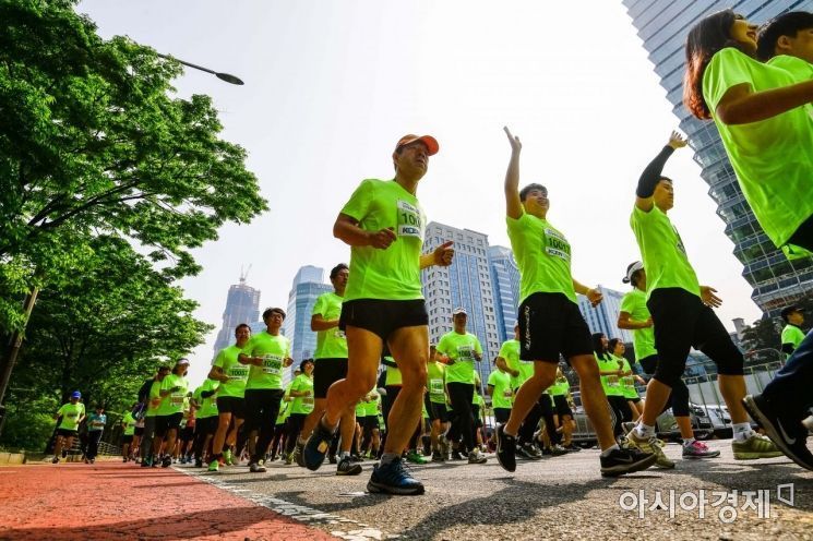 "암 재발 막으려면 운동해라" 약물보다 효과 커  