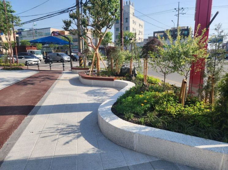 포항시, ‘포스코대로’ 걷고 싶은 거리 조성… 도시 활력 불어넣는다